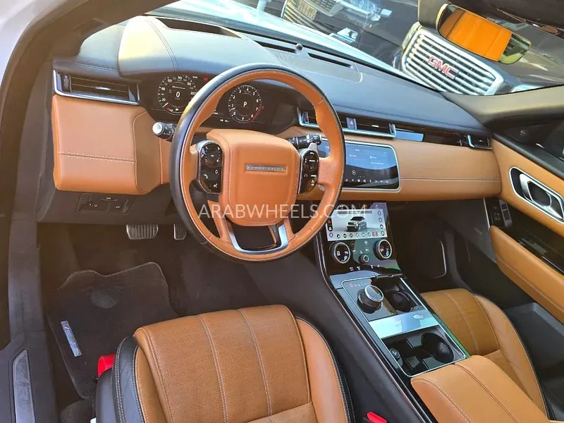 لاند روفر رينج روفر فيلار 2018 for Sale in الشارقة Image-3