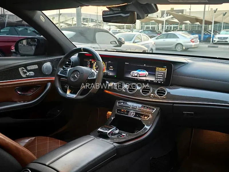 Mercedes Benz E Class 2018 for Sale in Sharjah Image-3