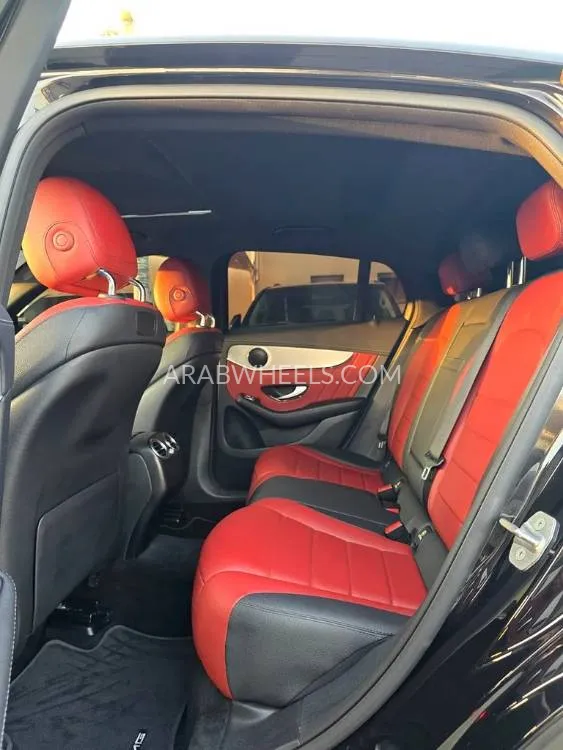 Mercedes Benz GLC Class 2020 for Sale in Sharjah Image-9