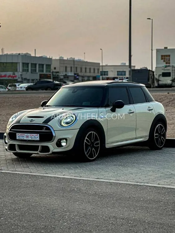 Mini Cooper 2019 for Sale in Abu Dhabi Image-20
