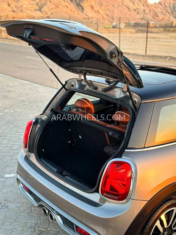 Mini Cooper 2020 for Sale in Abu Dhabi Image-14