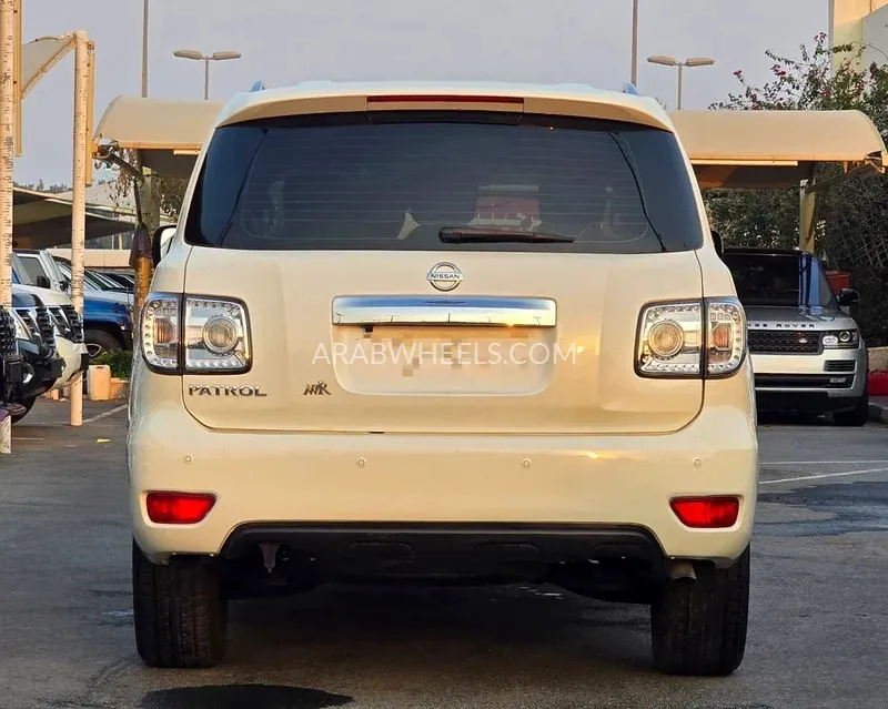 نيسان باترول 2019 for Sale in الشارقة Image-9