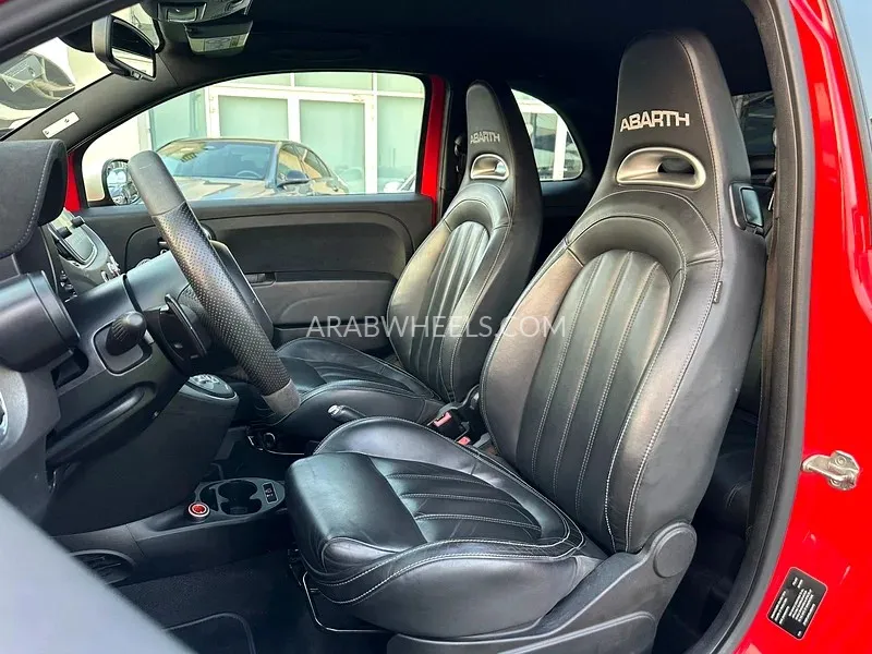 Abarth 595 2018 for Sale in Sharjah Image-5