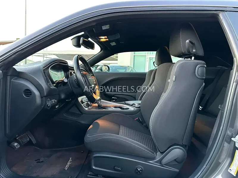 دودج تشالينجر 2019 for Sale in الشارقة Image-5