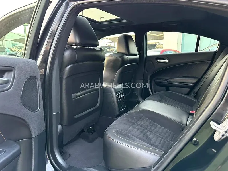 دودج تشارجر 2018 for Sale in الشارقة Image-11