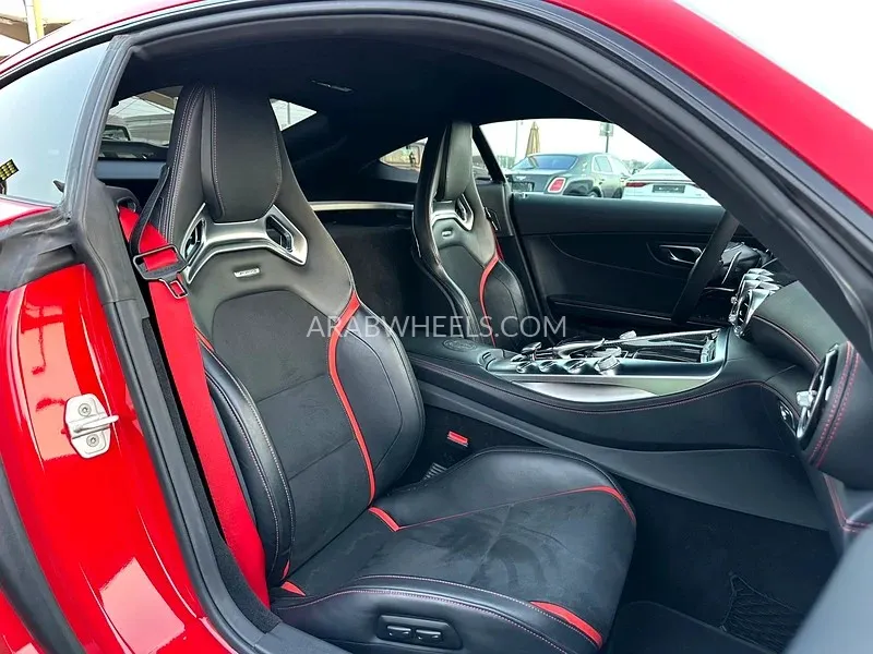 Mercedes Benz AMG GT 2016 for Sale in Sharjah Image-8