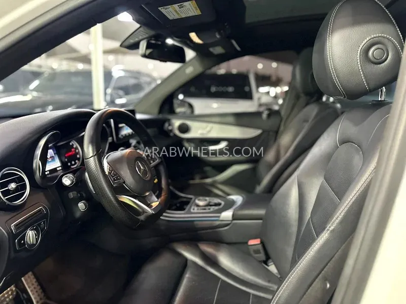 Mercedes Benz GLC Class 2019 for Sale in Sharjah Image-7