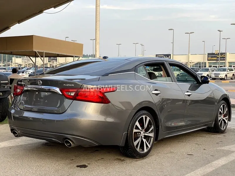 Nissan Maxima 2017 for Sale in Sharjah Image-10