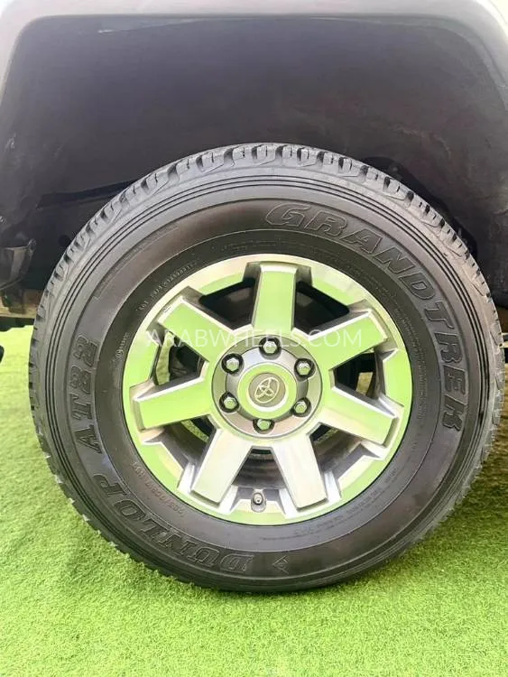 Toyota FJ Cruiser 2023 for Sale in Sharjah Image-11