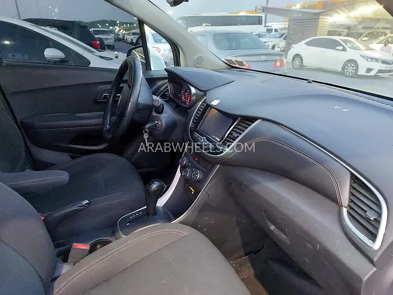 Chevrolet Trax 2021 for Sale in Sharjah Image-19