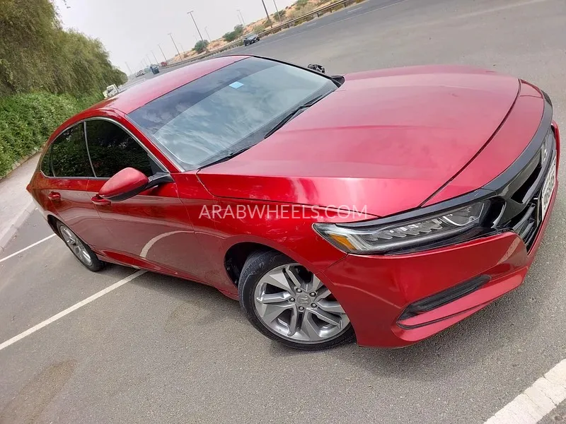 Honda Accord 2018 for Sale in Sharjah Image-1