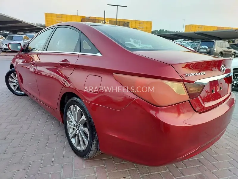 Hyundai Sonata 2014 for Sale in Sharjah Image-9