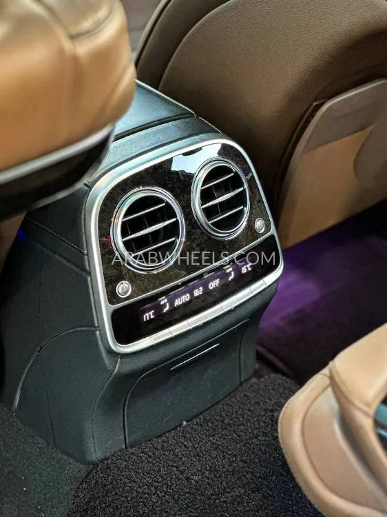 مرسيدس بنز كلاس S 2018 for Sale in أبو ظبي Image-17