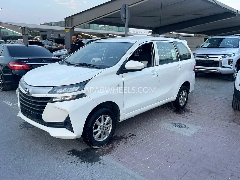 Toyota Avanza 2020 for Sale in Sharjah Image-3