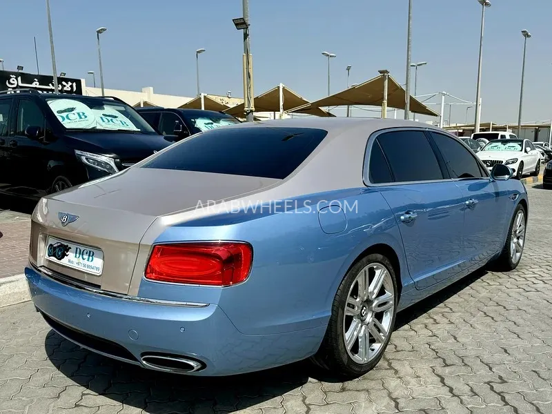Bentley Flying Spur 2017 for Sale in Sharjah Image-5