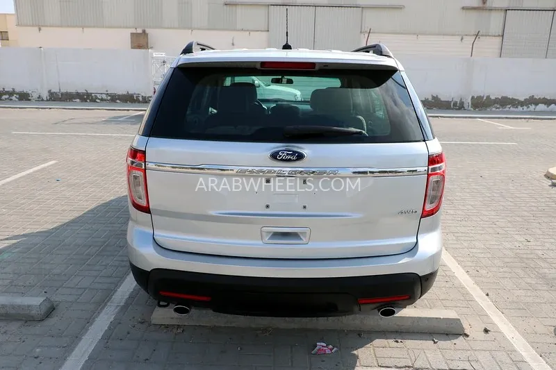 Ford Explorer 2013 for Sale in Abu Dhabi Image-4
