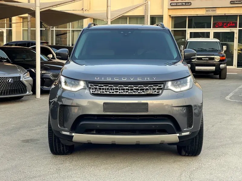 Land Rover Discovery 2017 for Sale in Sharjah Image-1