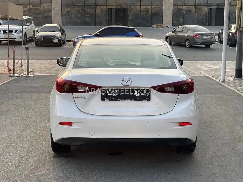 Mazda 3 2018 for Sale in Sharjah Image-5
