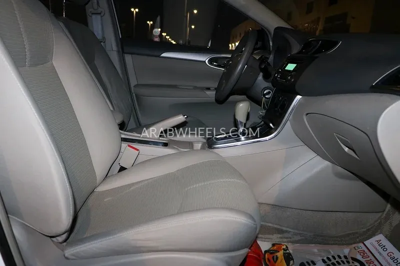 Nissan Sentra 2020 for Sale in Abu Dhabi Image-12