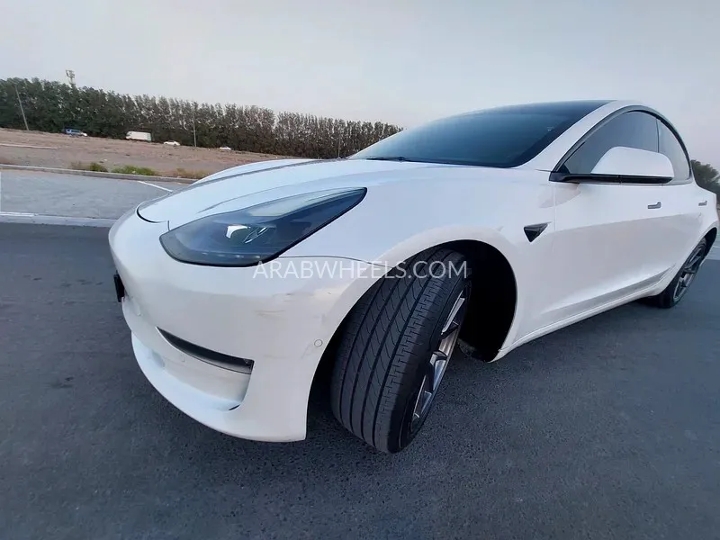 Tesla Model 3 2021 for Sale in Sharjah Image-13