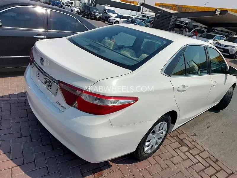 Toyota Camry 2017 for Sale in Sharjah Image-5