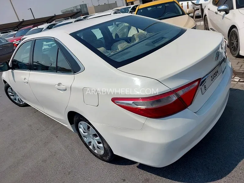 Toyota Camry 2017 for Sale in Sharjah Image-10