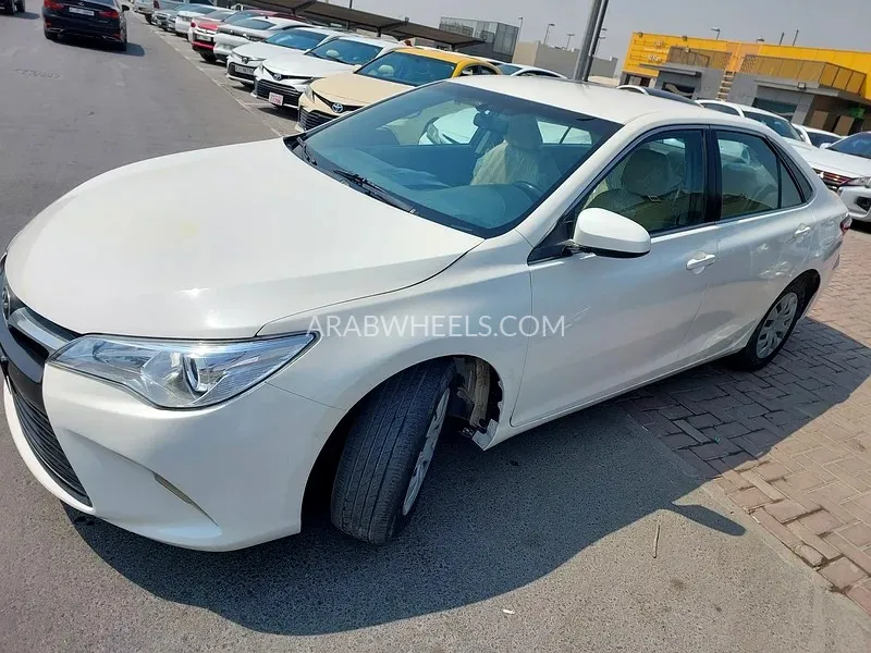 Toyota Camry 2017 for Sale in Sharjah Image-13