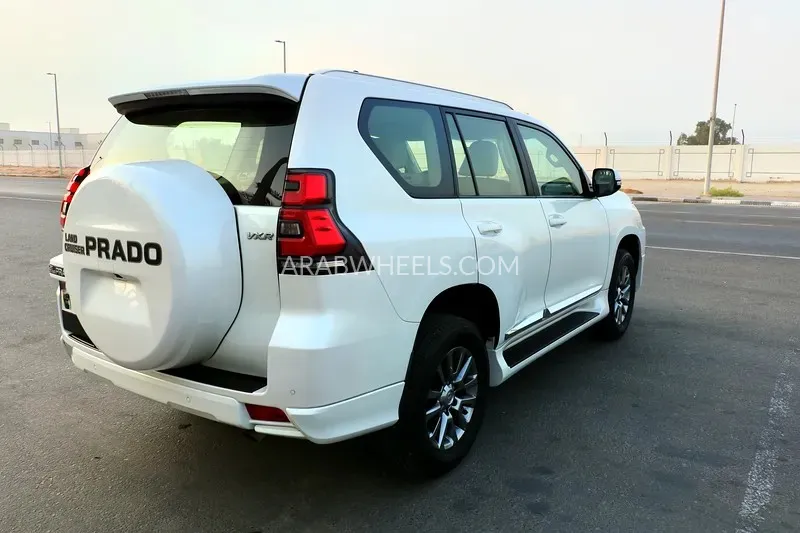 Toyota Land Cruiser Prado 2019 for Sale in Abu Dhabi Image-5