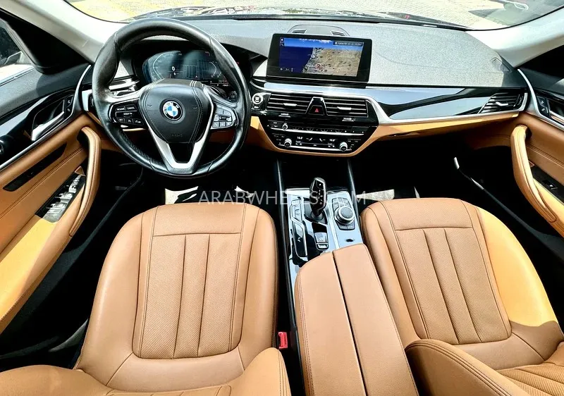 BMW 5 series 2023 for Sale in Sharjah Image-9