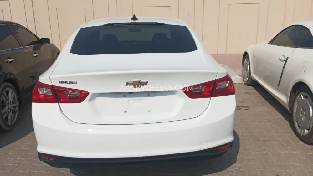 Chevrolet Malibu 2022 for Sale in Sharjah Image-2