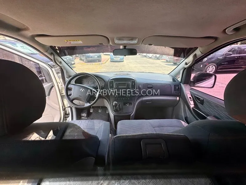 هيونداي H1 2016 for Sale in الشارقة Image-16