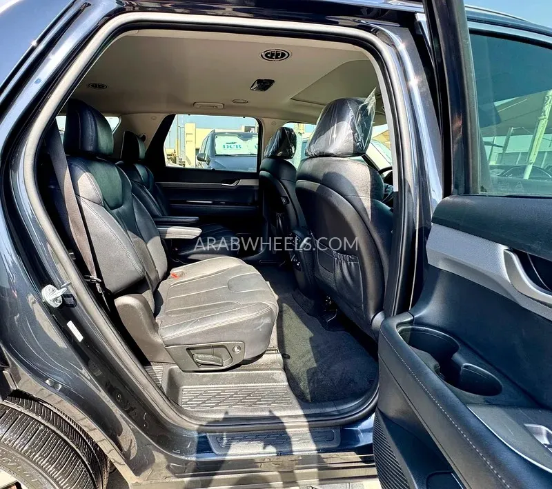 Hyundai Palisade 2020 for Sale in Sharjah Image-17