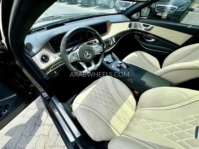 Mercedes Benz CLS Class 2016 for Sale in Sharjah Image-11