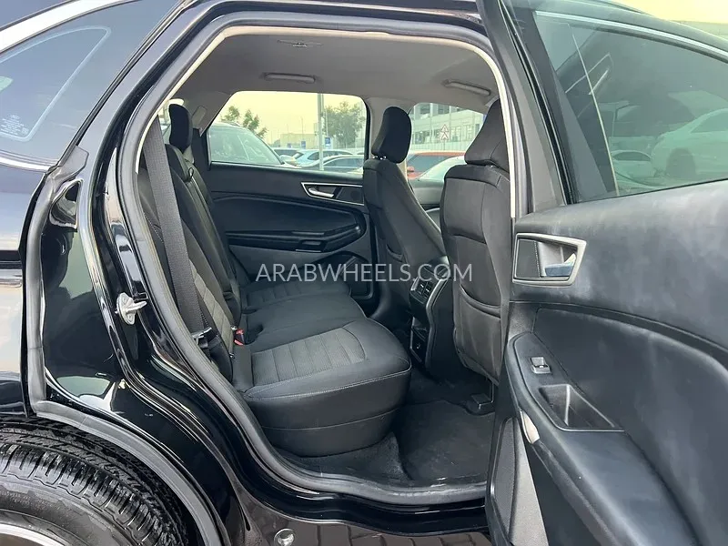 Ford Edge 2022 for Sale in Sharjah Image-11