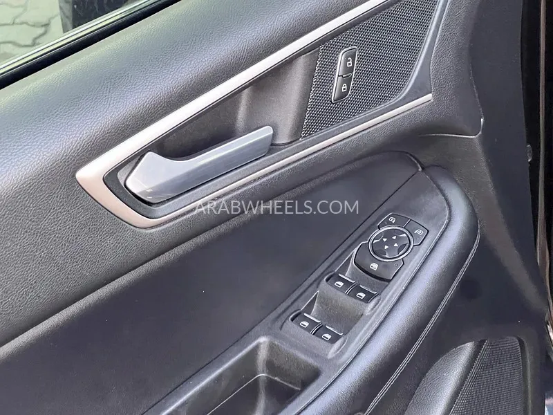 Ford Edge 2022 for Sale in Sharjah Image-18