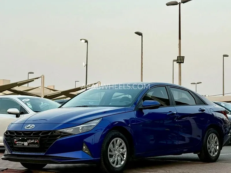 Hyundai Elantra 2022 for Sale in Sharjah Image-3