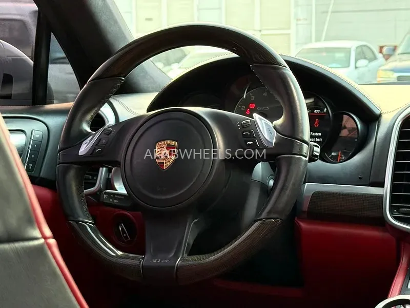 Porsche Cayenne 2014 for Sale in Sharjah Image-18