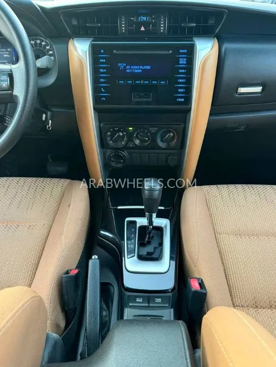 Toyota Fortuner 2020 for Sale in Sharjah Image-14