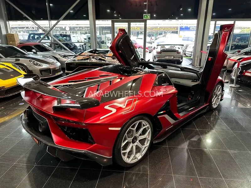 Lamborghini Aventador 2020 for Sale in Dubai Image-11