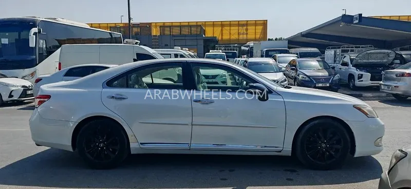 Lexus ES 2012 for Sale in Sharjah Image-3