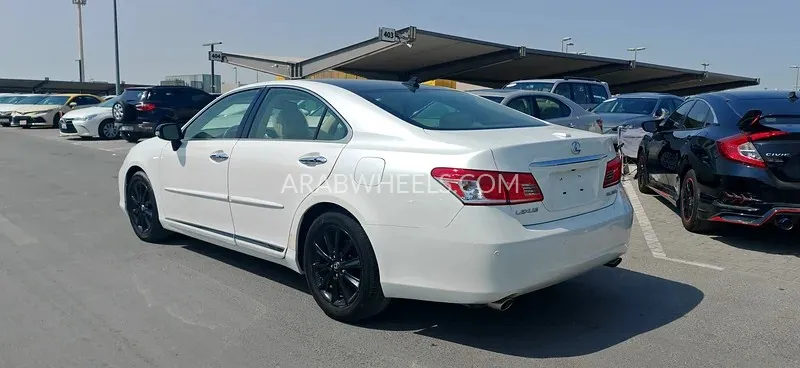 Lexus ES 2012 for Sale in Sharjah Image-8