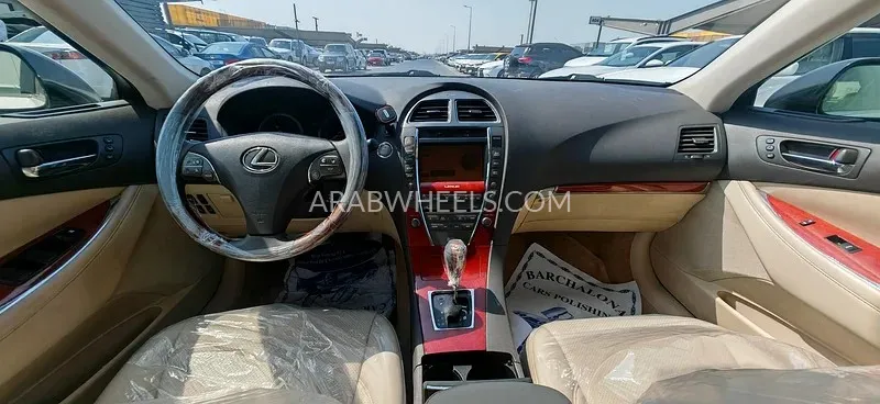 Lexus ES 2012 for Sale in Sharjah Image-13