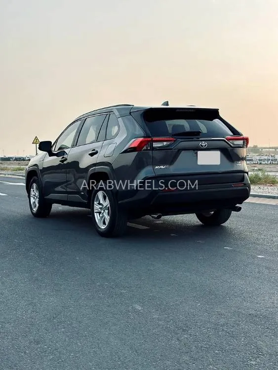 Toyota Rav4 2021 for Sale in Dubai Image-5