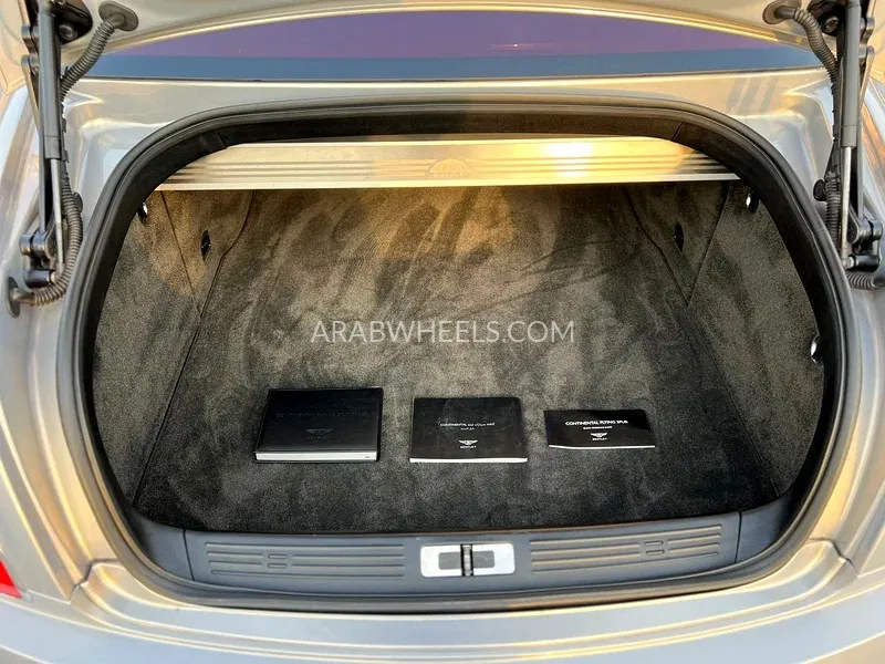 Bentley Flying Spur 2013 for Sale in Sharjah Image-9