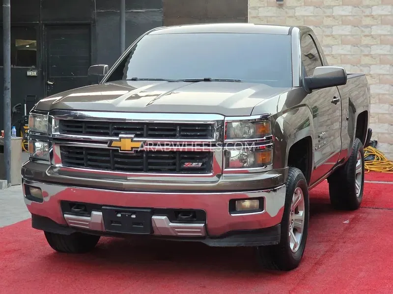 Chevrolet Silverado 2015 for Sale in Ajman Image-2
