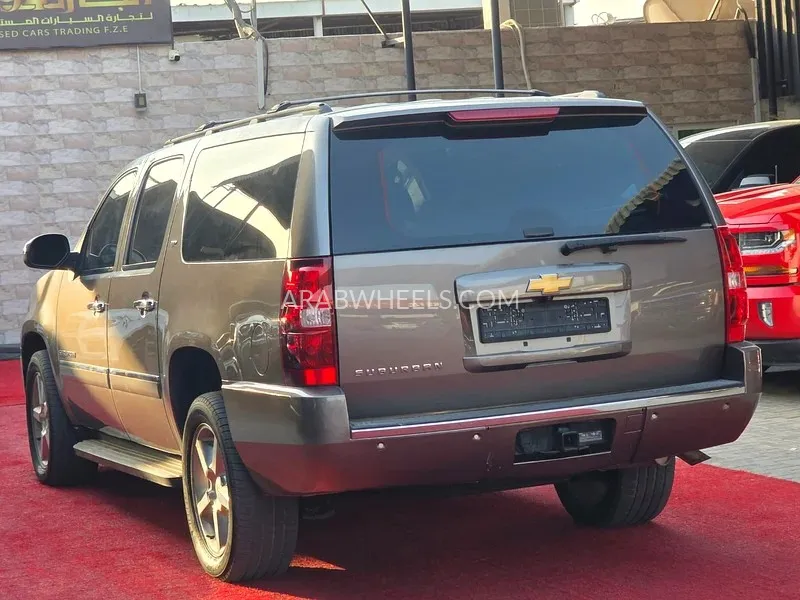 شيفروليه سوبربان 2014 for Sale in عجمان Image-8