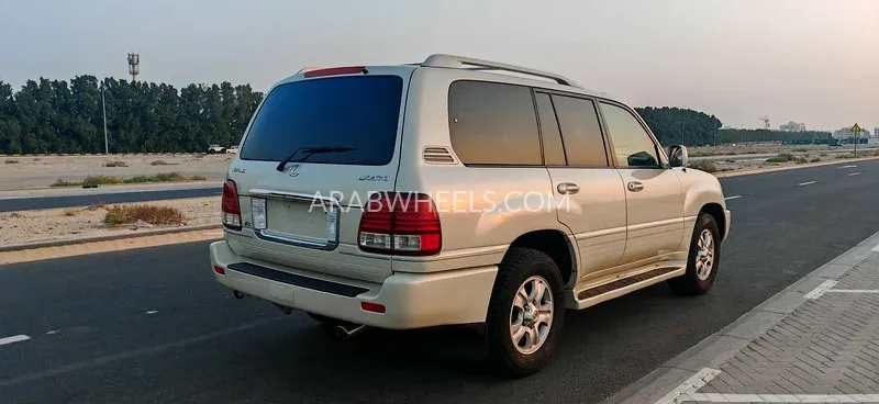 Lexus LX 2004 for Sale in Sharjah Image-3