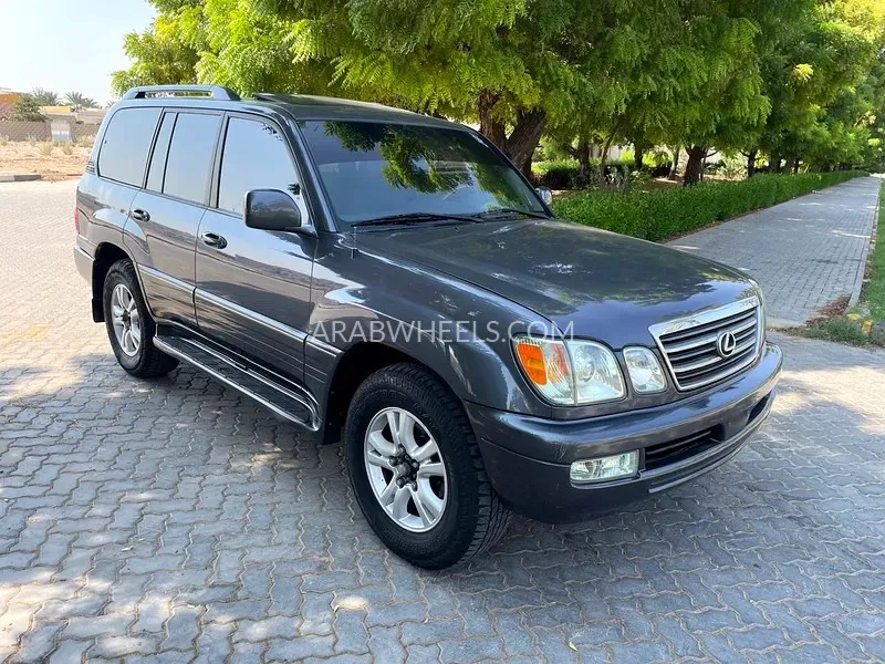 لكزس LX 2004 for Sale in الشارقة Image-1