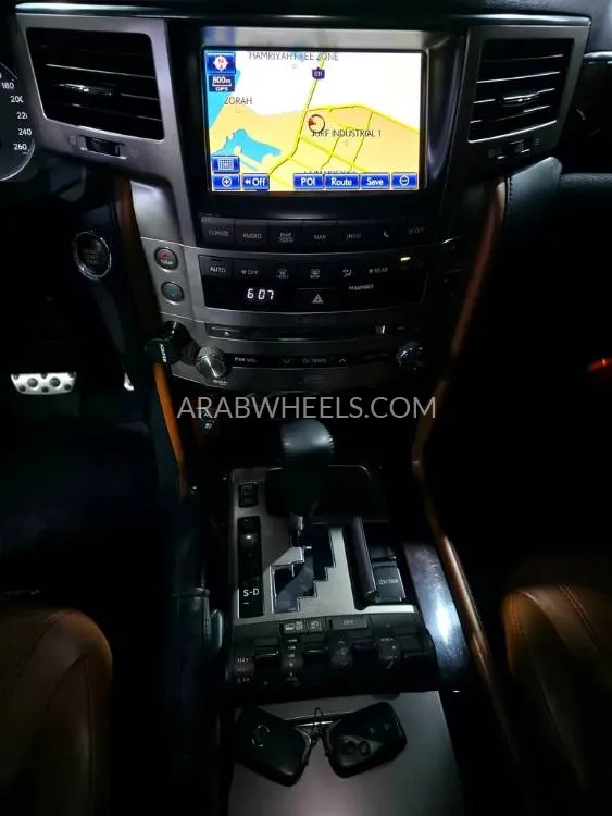 Lexus LX 2015 for Sale in Ajman Image-15