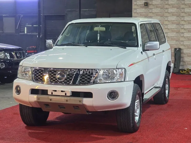 Nissan Patrol 2019 for Sale in Ajman Image-2